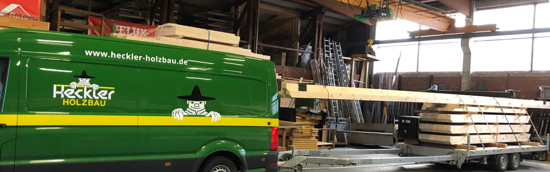 Bus und Arbeitsmittel von Heckler Holzbau